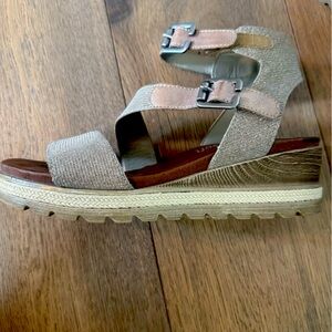 Remonte Soft shoes, size 36 or 6. gently worn & comfortable. Good arch support